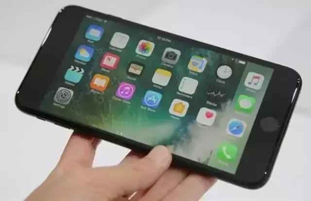 苹果7p与8哪个值得购买,目前苹果7p和8p哪个值得入手