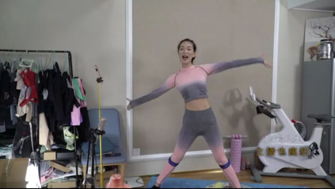 昨晚，10万个直播间彻夜不眠