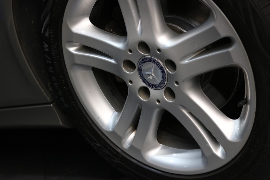 06年四眼奔驰e280多大排量,怪兽修车日记奔驰