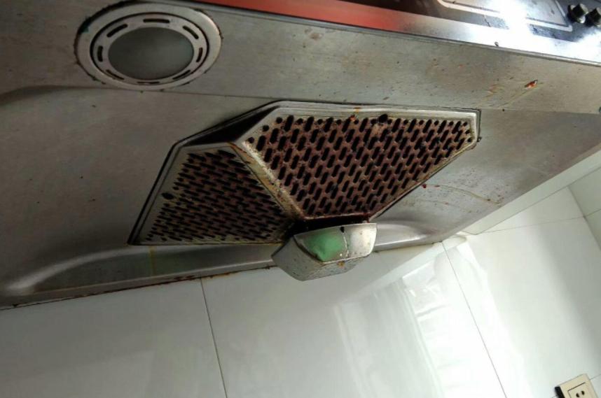 过了几百年才知道的清洁小妙招,生活小窍门怎么清洗油烟机油垢