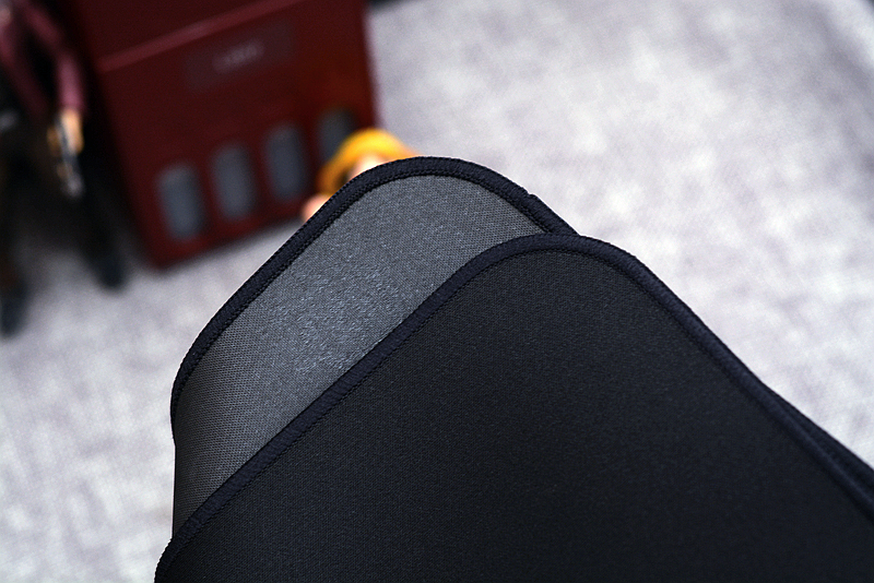 钢厂又出幺蛾子，鼠标垫也能显示游戏血量，这是什么操作