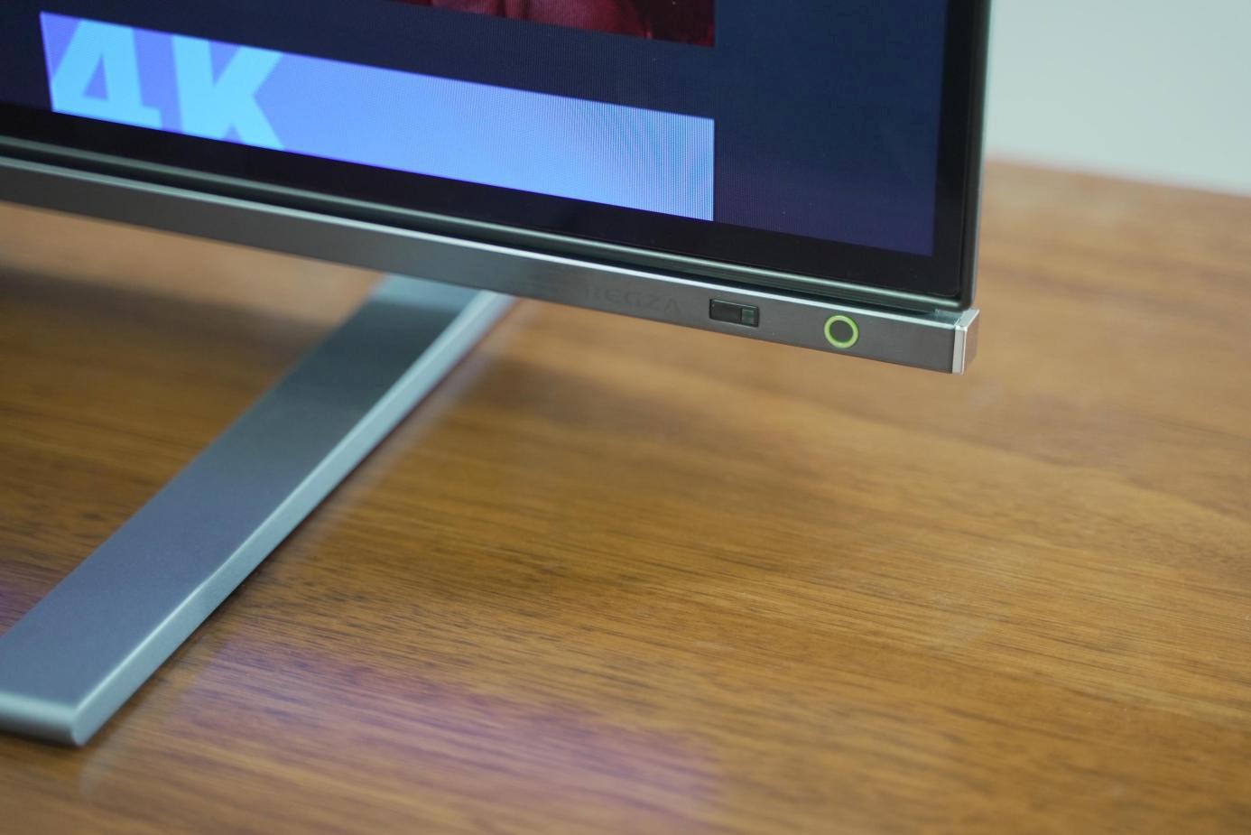 BR火箭炮，音质独一家——146岁东芝带来轻奢品质OLED电视X8900KF