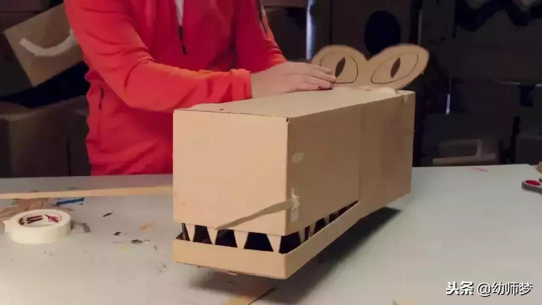 用快递纸箱做科技玩具大全教程,怎么用纸箱子做一个能玩的东西