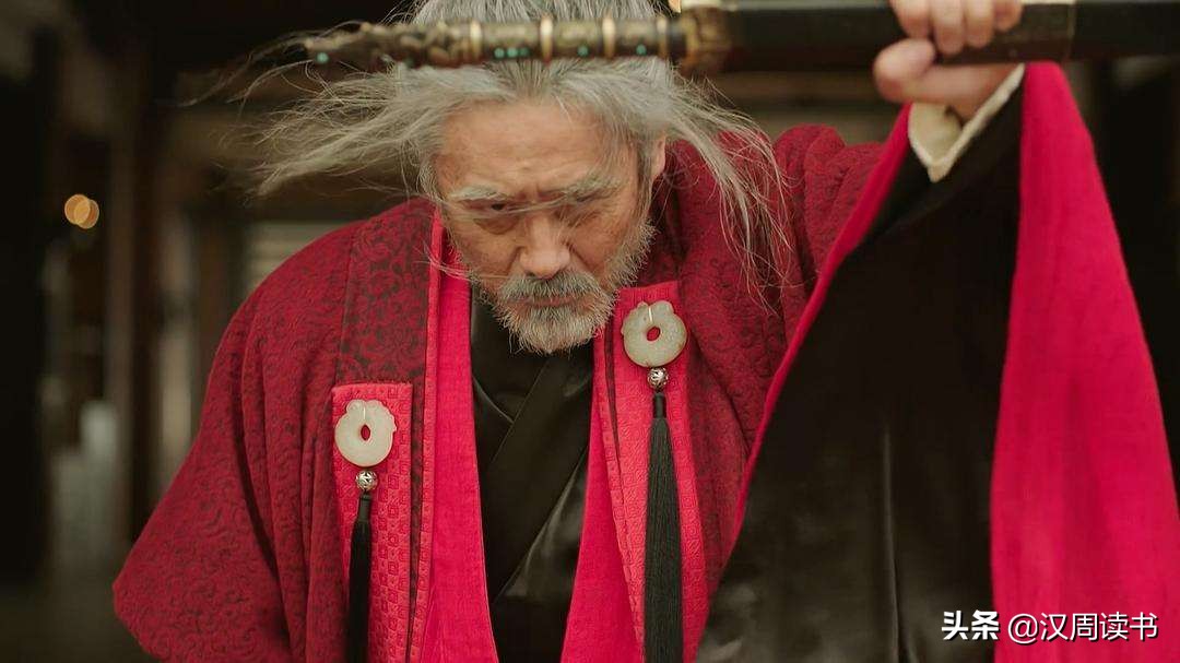 诸葛亮被刘备拿捏得死死的,蜀汉后期谁能制衡诸葛亮