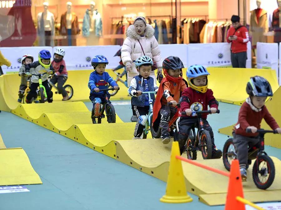 宁夏羽毛球夏令营,宁夏足球夏令营