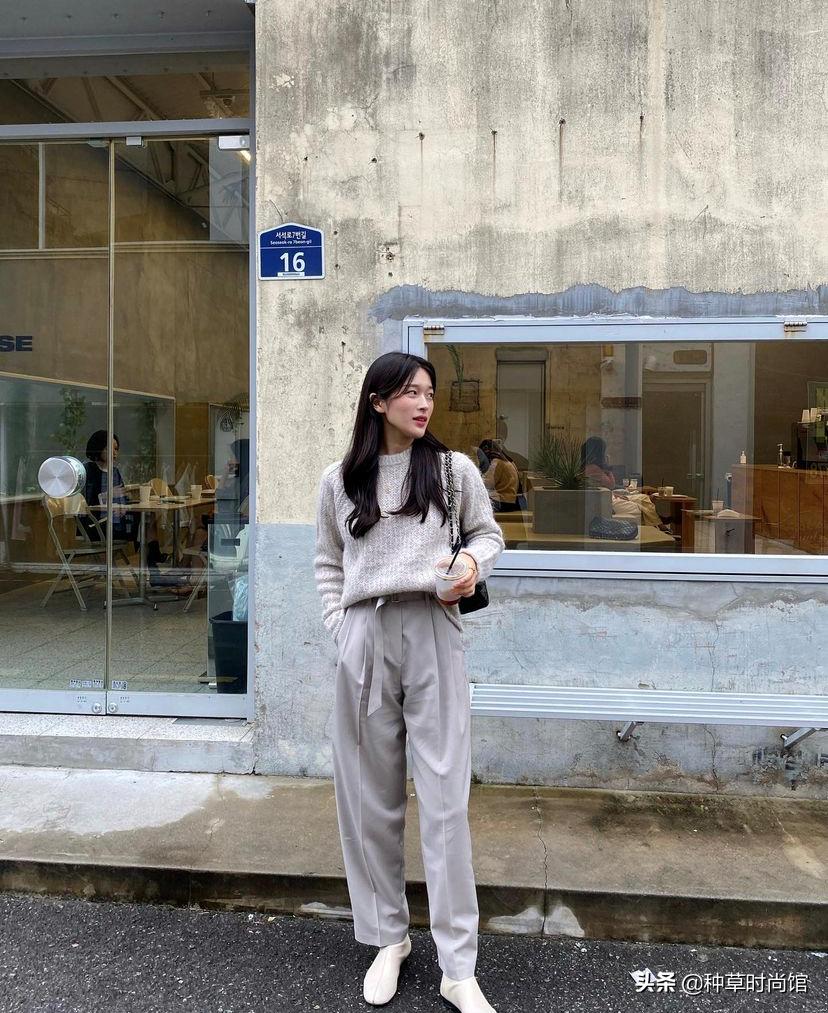 秋针织西装裤,针织衫西装裤什么场合穿