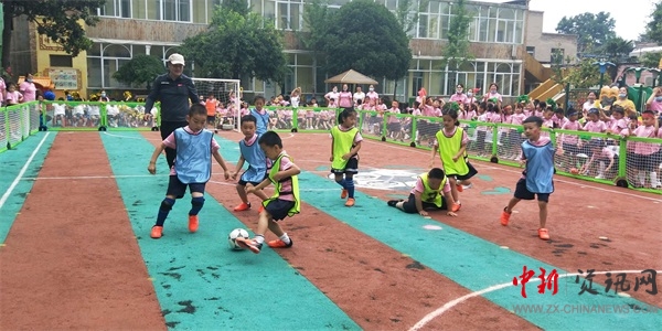 幼儿园足球展,特色幼儿园嘉年华足球联赛