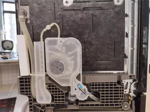 怎样快速消除洗碗机漏水故障码,全自动洗碗机裂口漏水怎么修