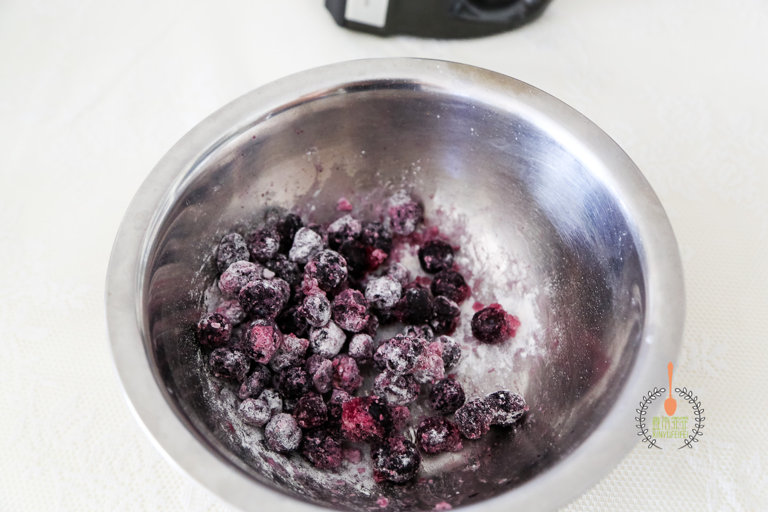 星巴克卖15一个，花同样钱自己动手做了8个，一次过足瘾，随便吃