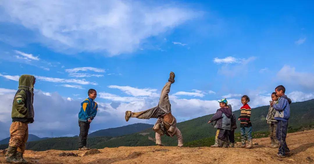 袜子裤头可以一起机洗吗,袜子裤子能一起洗吗