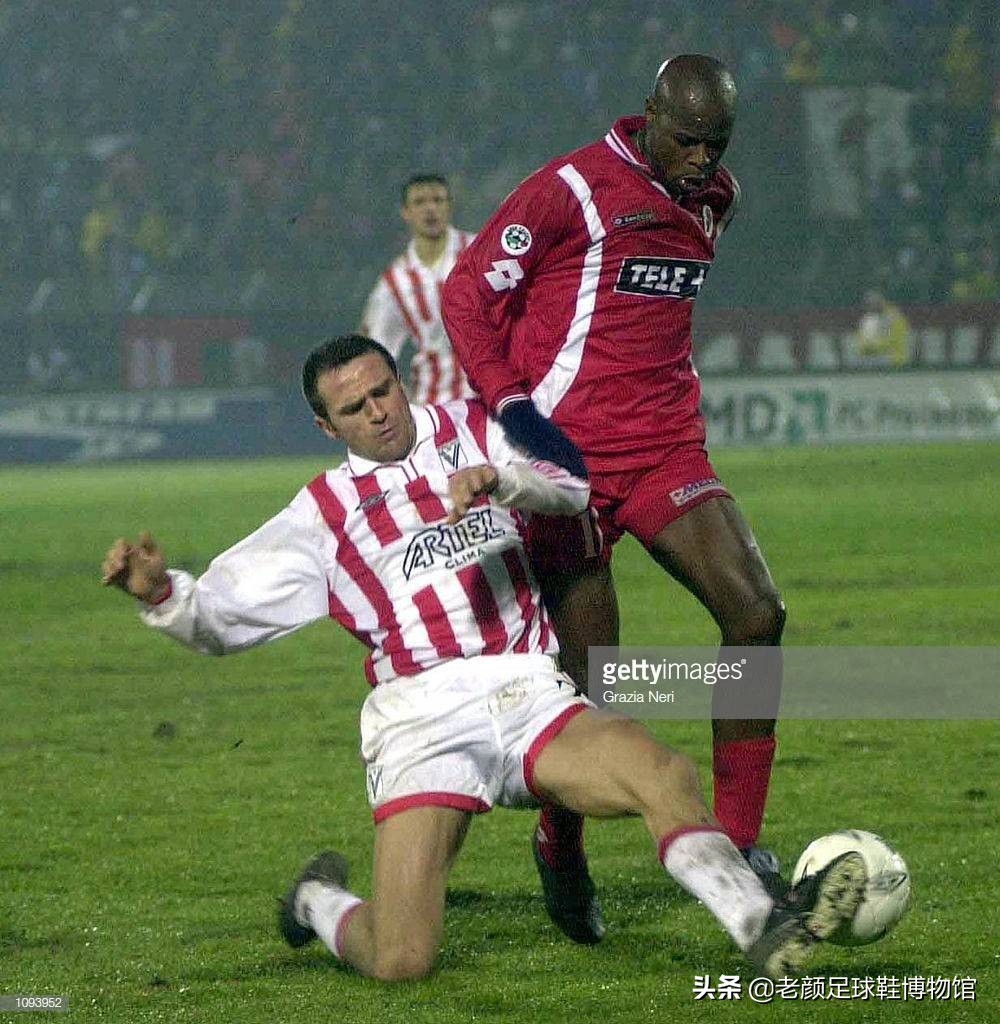 缅怀非洲50大球星之一，南非足球英雄，专虐国米后防的黑又硬