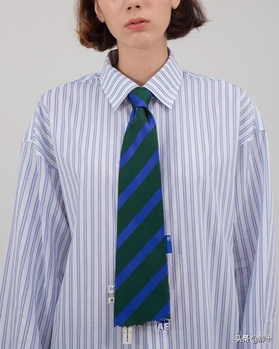 甜妹酷姐原视频,甜妹酷姐的视频