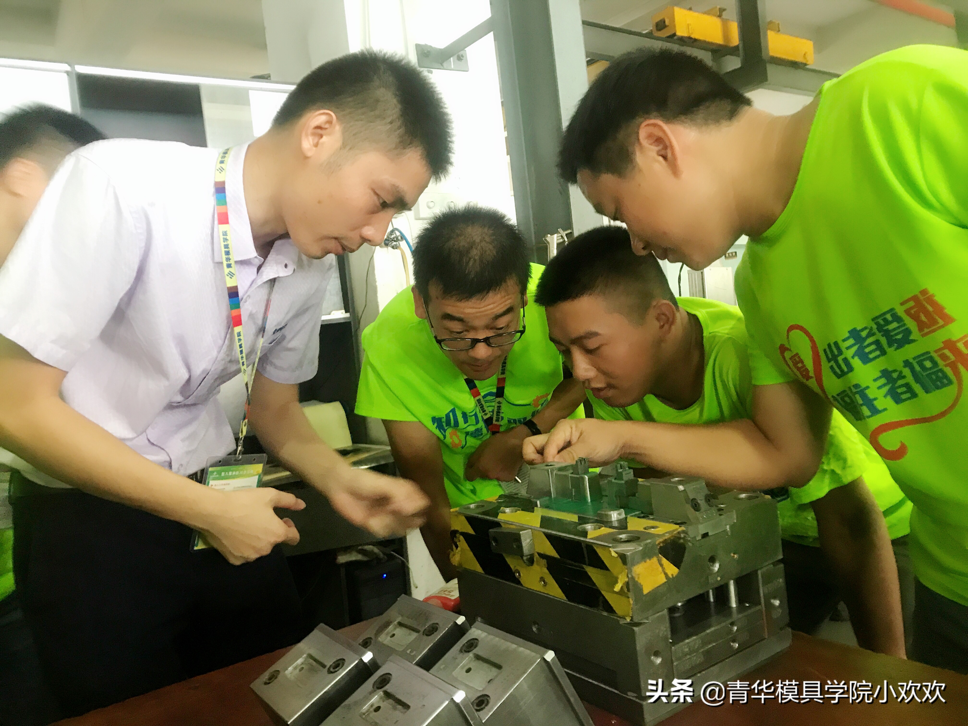 零件表面粗糙度应该如何标注呢