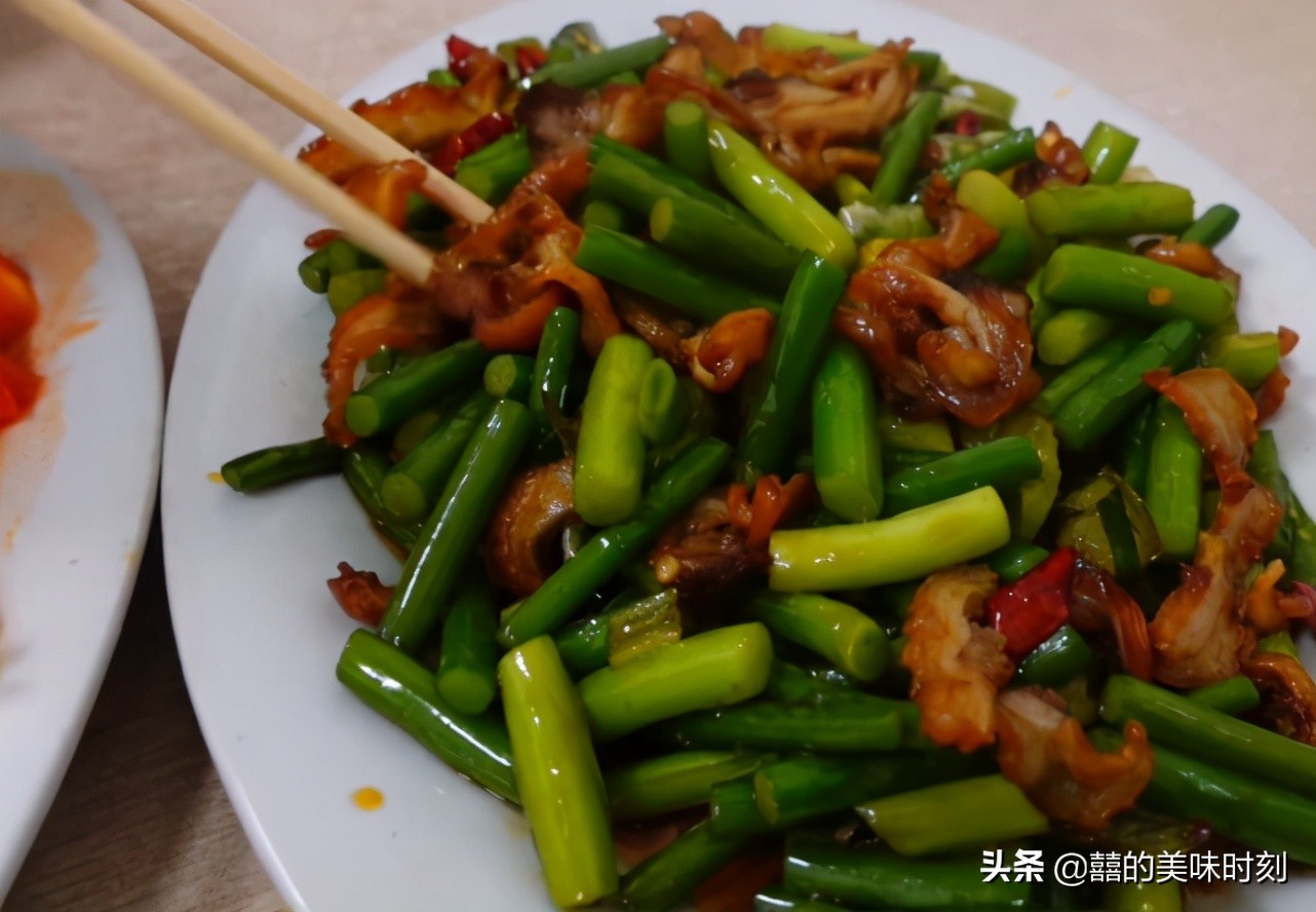 柳州老字号美食一条街,广西柳州路边25年的苍蝇馆子