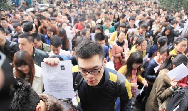 985毕业后失败的学生现状,当年考上985的同学现在怎样了