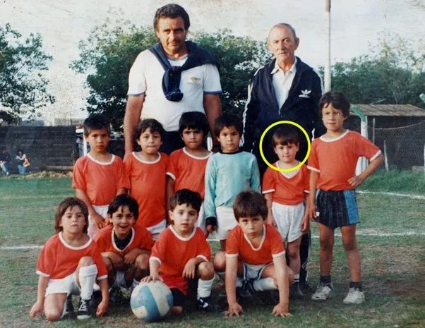 梅西34岁年薪,18岁梅西的成长之路