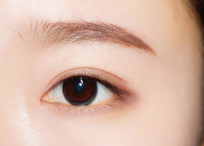 主心骨不可缺眼妆教程,菜鸟必学6步搞定小清新大眼妆