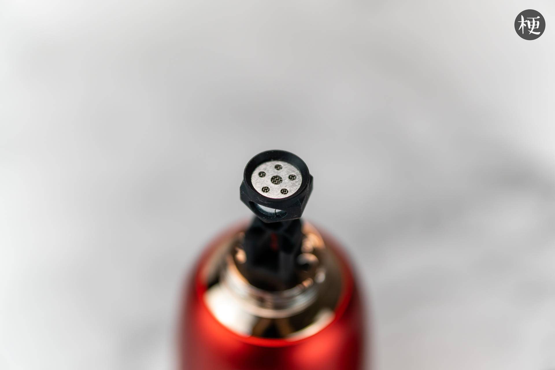 麦克风小巨蛋版本对比,小巨蛋麦克风真的好吗