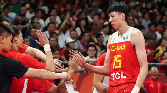 郭艾伦周琦吐槽大会被谁吐槽,中国男篮郭艾伦王哲林赵继伟周琦