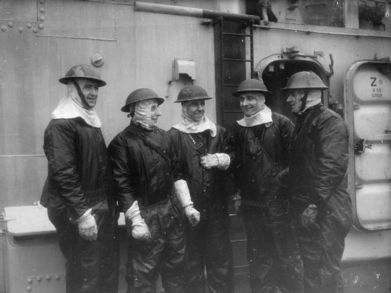 海军防护面罩和手套,海军人员戴的头套