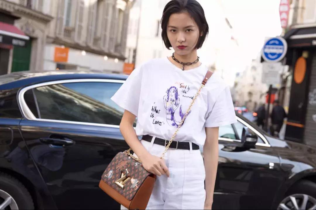 明星们买这个包时，都是“批发”的吗？