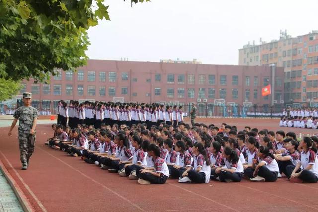 固始永和高中军训直播,固始永和中学军训2019