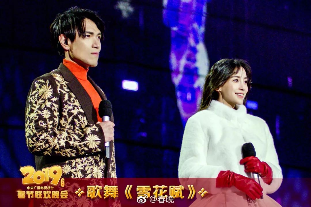 只要有中国春晚，宇宙大牌的红色衣服就不愁卖！