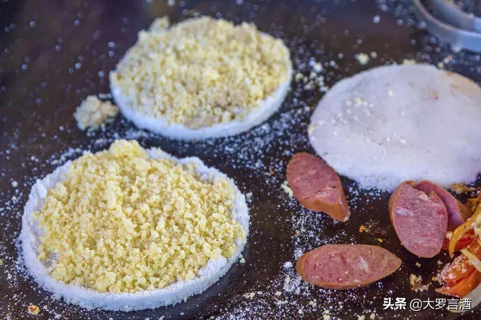 圣十字架教堂在哪,圣十字架位置