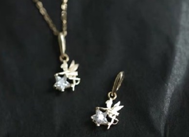 适合秋冬季戴的首饰 (适合戴特别精致的首饰)