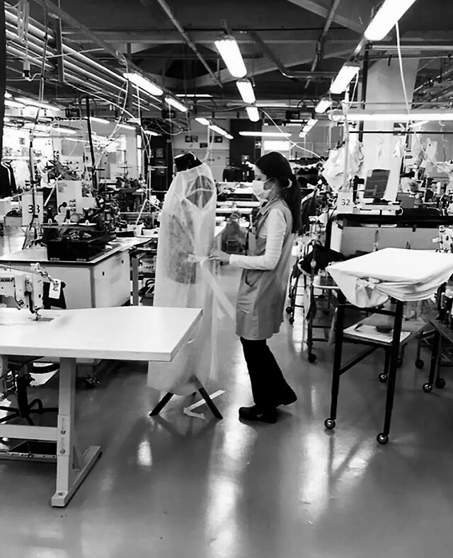 *博兰**基尼口罩，特斯拉呼吸机，阿玛尼防护服，今年的世界太疯狂~