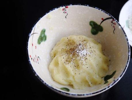 只用牛奶做饼干不用黄油,不加糖用平底锅做饼干最简单做法