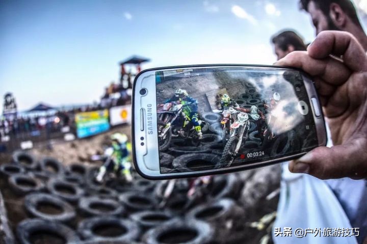 记得《攀登者》相机丢了的事吗？摄影在户外探险发展中的简史