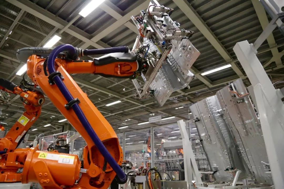 机票不到800元，第2次东北沈阳之旅，1个鸡架配老雪！