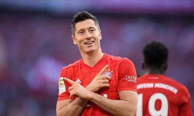 哈兰德莱万中锋,排名第一莱万