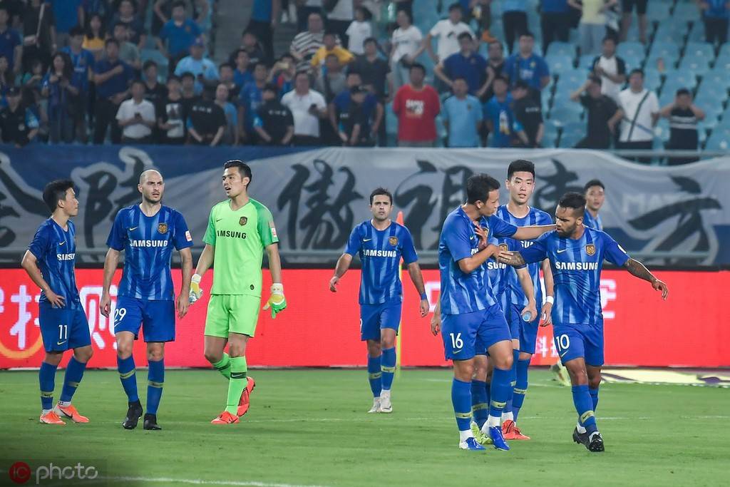 江苏众球迷组织：恳谈会没给出实质性回答，继续无限期不看球