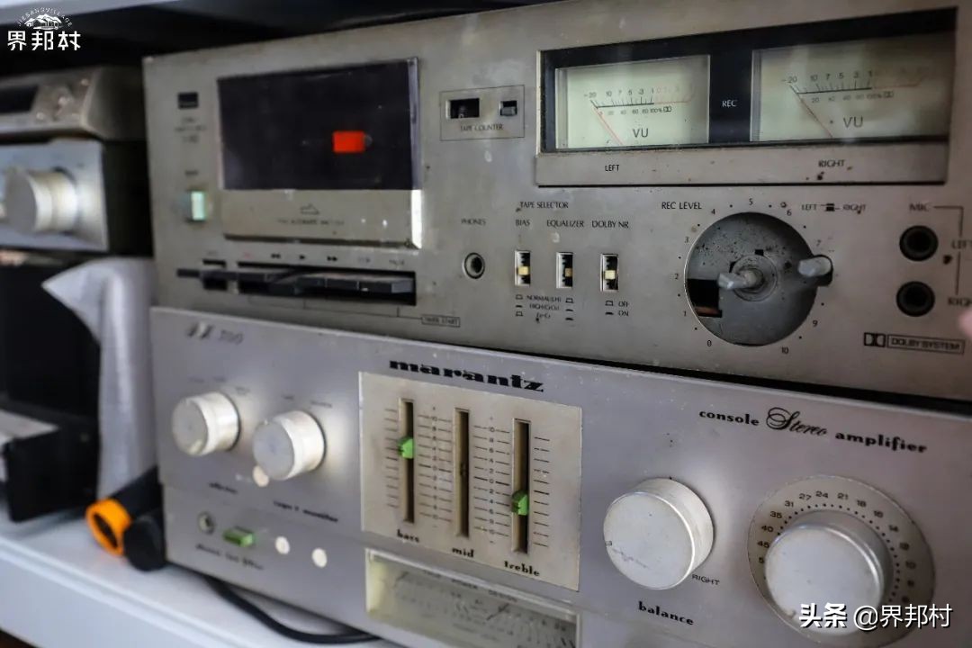 别小瞧这个二手音响店，有的是我们买不起的好宝贝，平时都藏着呢