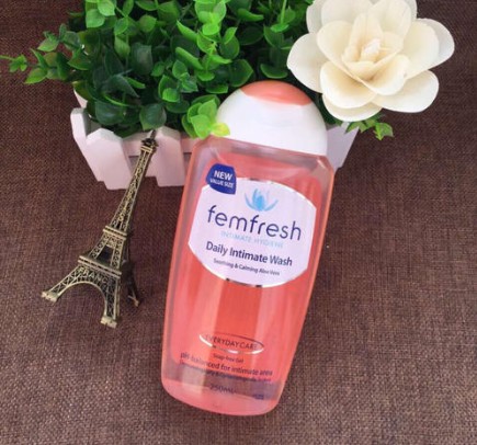 女人清洗私护日常用什么洗液,洗私密专用洗液好吗