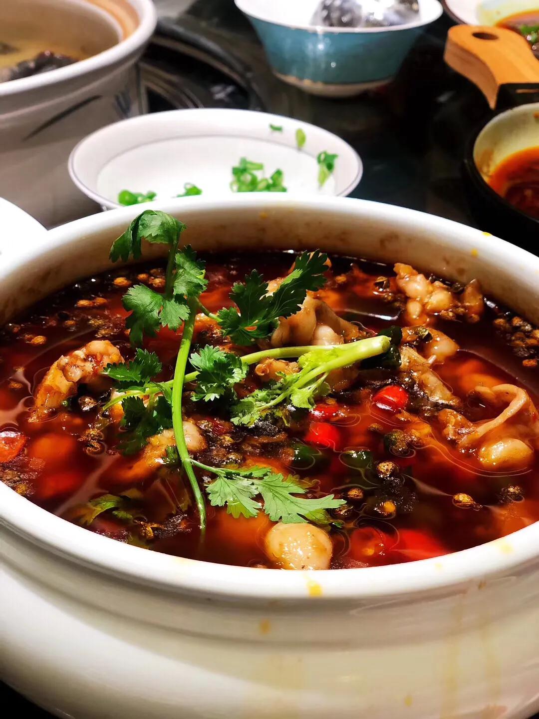 二十年餐饮老店重新开业活动,开20多年老店搬迁到新店