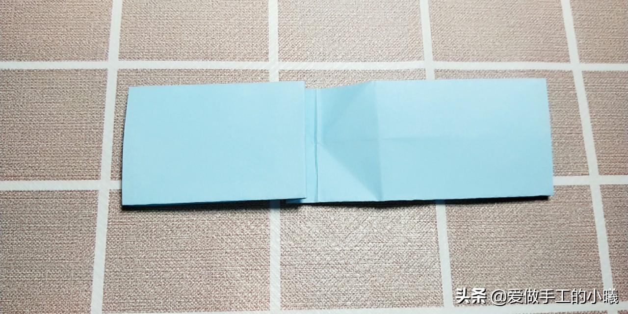 儿童折纸简单手工幼儿园蝴蝶结,蝴蝶结手工折纸超简单正方形纸