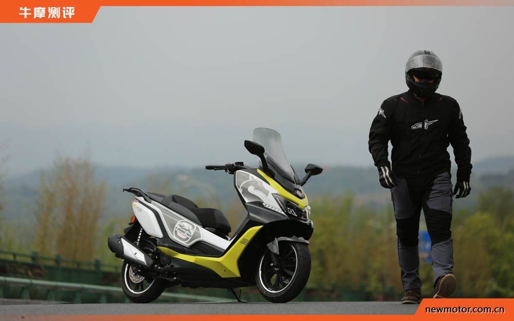 17.4l超大油箱续航350公里,油箱17升续航可达400公里