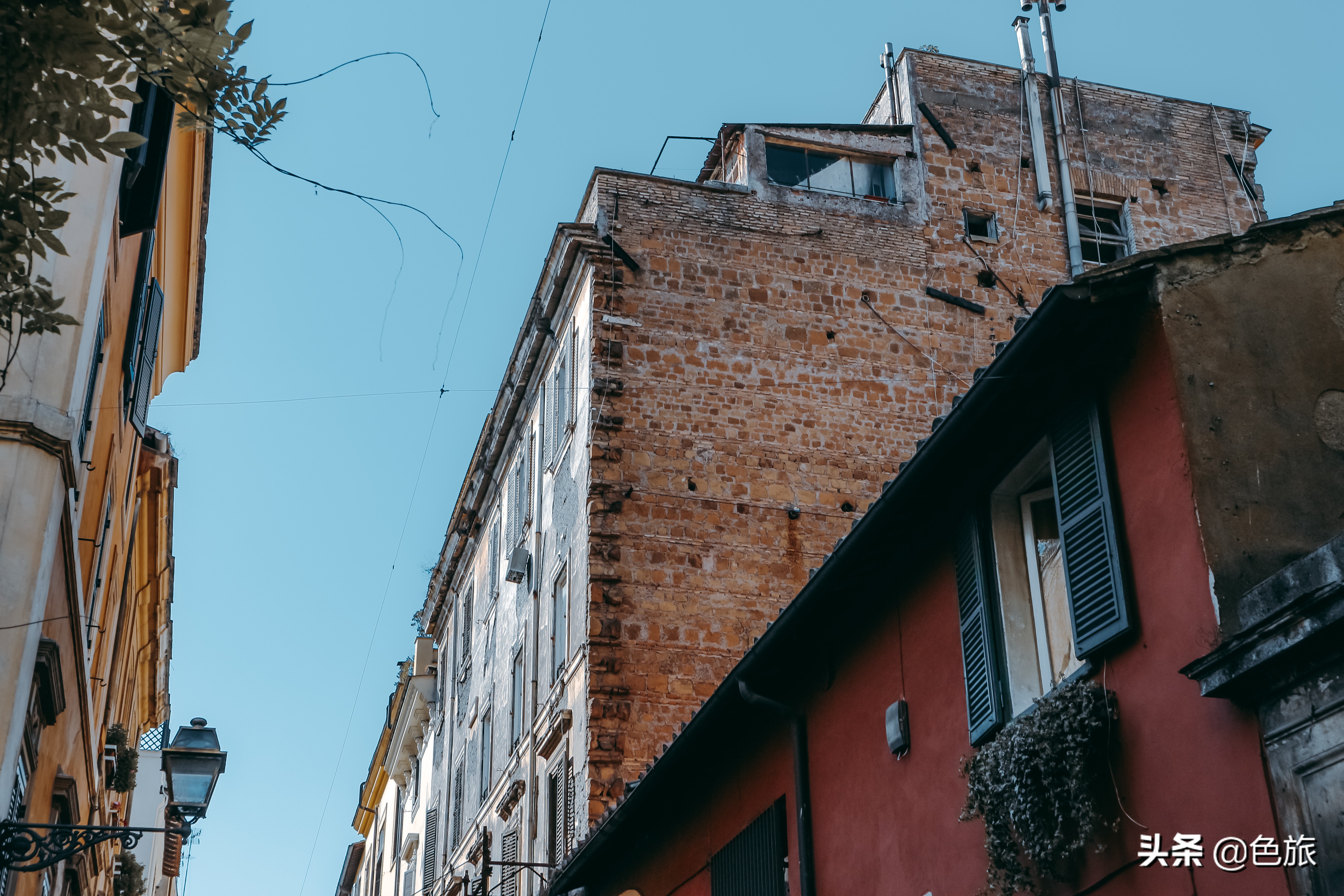 跟随赫本的脚步重温罗马假日,跟着赫本的脚步来到了罗马