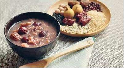 腊八节冻冰有什么寓意,腊七腊八冻死寒鸦意思相同的谚语