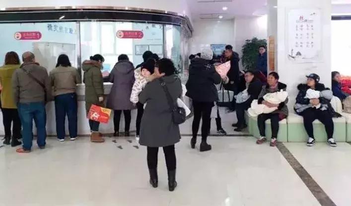 新春走基层除夕夜医院,新春走基层医院