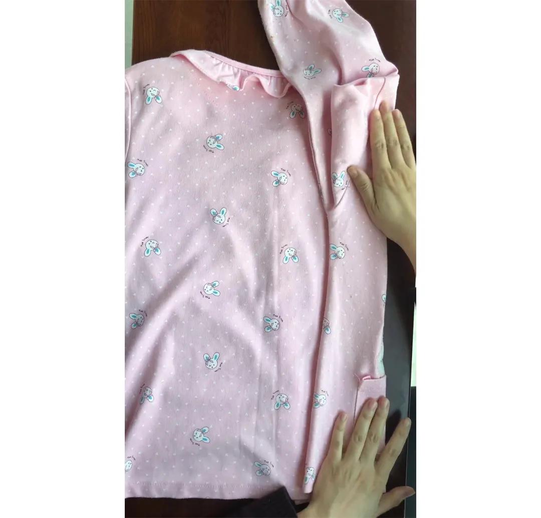 宝宝巴士教小朋友叠衣服,教宝宝叠衣服英语教案