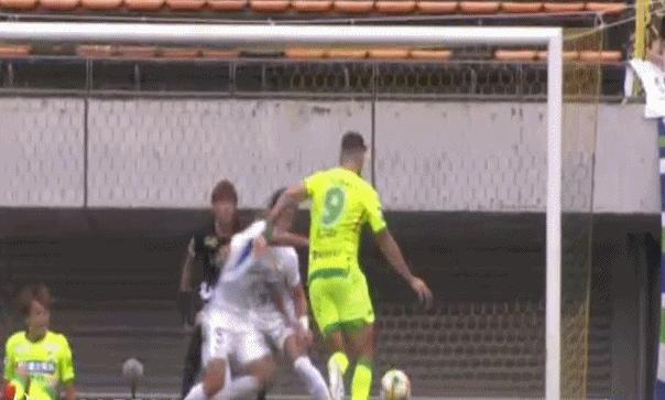 故意罚丢误判点球,奇葩罚点球方式