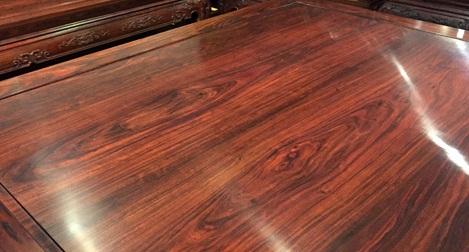 非洲酸枝和东非酸枝是红木吗？必须不是