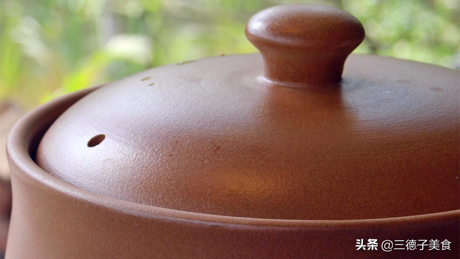 鸡腿这个做法比烤鸡还好吃,鸡腿的做法黄焖鸡米饭简单又好吃