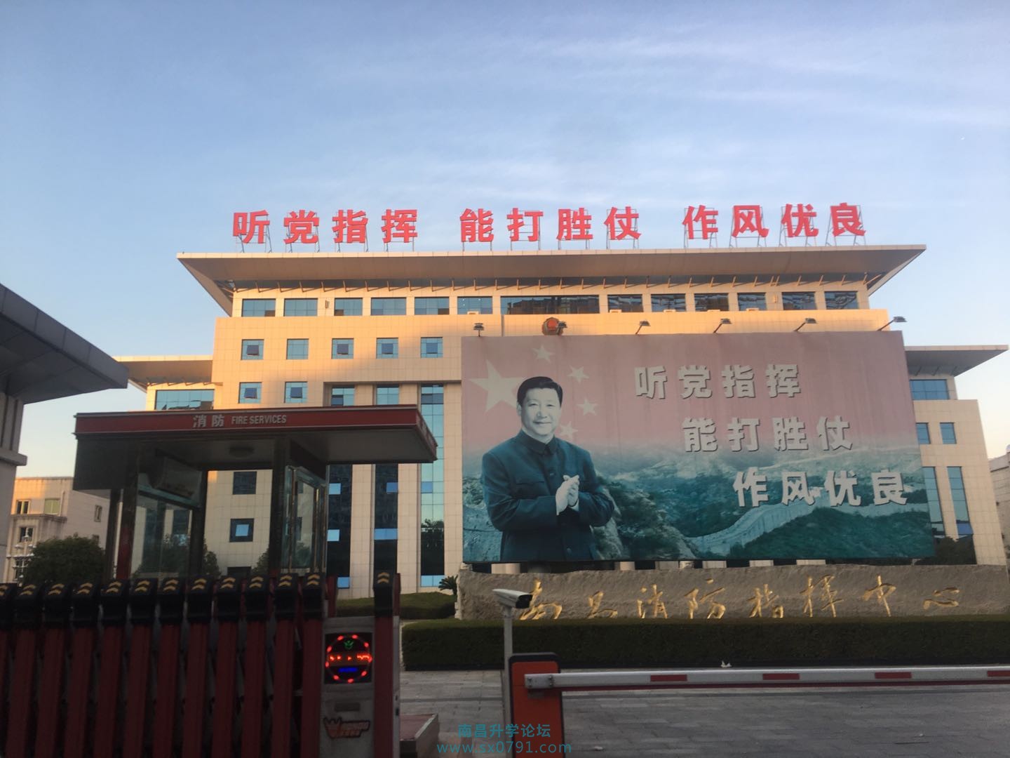 走进校园小学生们的笑容天真烂漫,走进南昌红谷滩新区实验学校