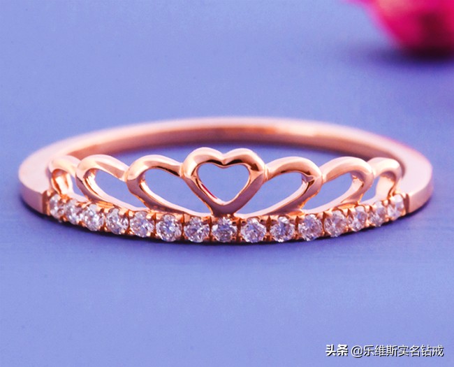 18k金和白金的钻戒区别哪个好,钻戒为什么都用的18k金