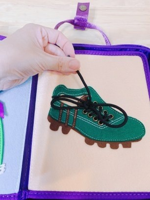 蒙特梭利益智玩具布书,蒙特梭利早教布书给宝宝自己做的